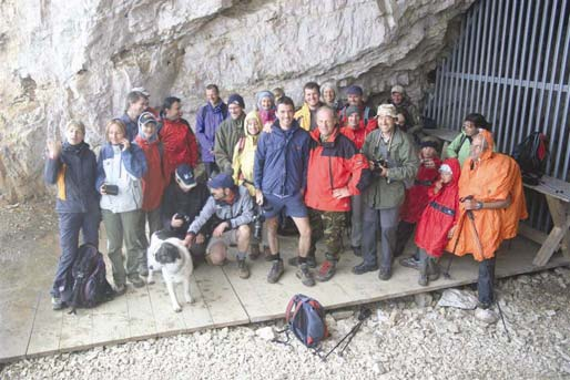 Die Höhle liegt auf 2750 Metern Seehöhe und ist damit die höchstgelegene Fundstelle für Höhlenbären in Europa.