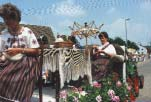 1988 Ehrung von Luzia Humpf. Engagierte Mitglieder tragen den Verein. Bei den jährlichen Generalversammlungen bzw.