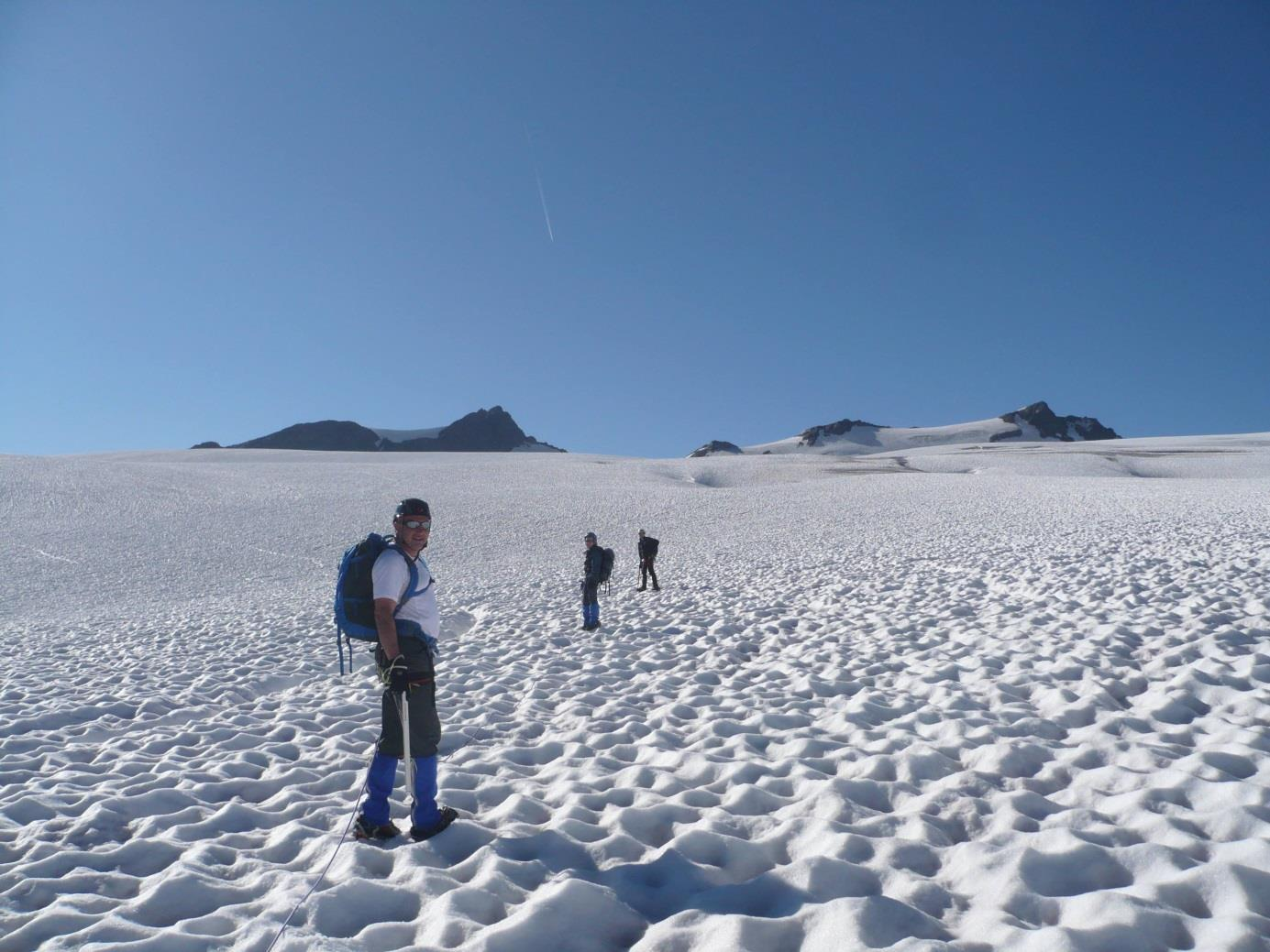 Aufstieg zum Fluchtkogel Sonntag, den 26.7.2015 um 7.00 Uhr war Aufbruch zum Fluchtkogel (3497 m).