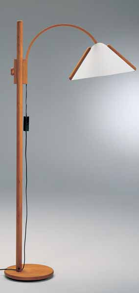 Stehleuchten / Floor lamps 28 ARCADE Design: Domus Team Erle/alder H 155-180 cm, A 70 cm ø 40 cm Lunopal 0,068 cbm netto, 7,000 kg netto ARCADE Leseleuchte / ARCADE Floor lamp mit Handdimmer.