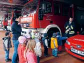 Unser Fazit: Alle Kinder waren Feuer und Flamme und wir möchten uns ganz herzlich für den beeindruckenden Tag und den Folgebesuch im Kindergarten zum Papanachmittag bei der Feuerwehr Penig bedanken.