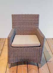 Sitzkissen ecru 99, Veneto Dieser Sessel strahlt Eleganz und zeitlose Formschönheit aus.