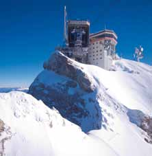 und mittelschwere Pisten Funpark für Snowboadfreaks und Ski-Freestyler Zugspitze im Winter ein