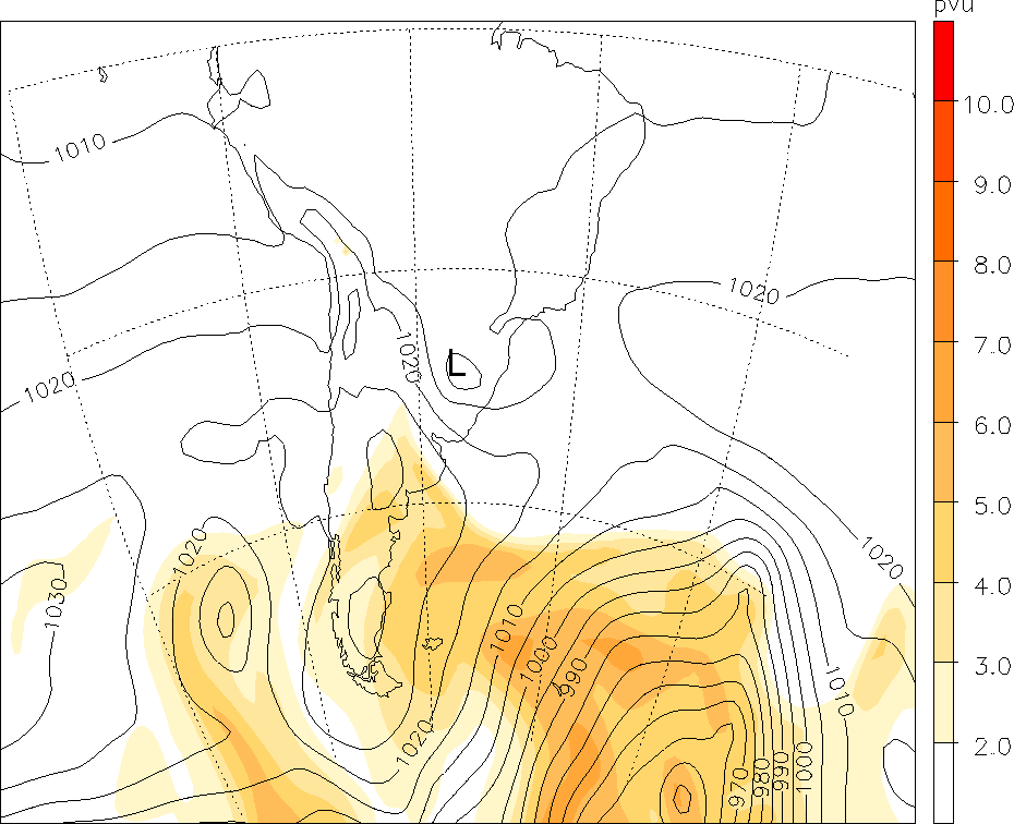 1998 um 06UTC mit der Anomalie in der unteren Troposphäre zu einem PV-Tower zusammenschließt (Abbildung 4.7).