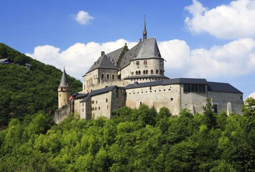 4. Tag: Ausflug Nord-Luxemburg: Clervaux mit "Family of Man" & Schloss Vianden. Nach dem Frühstück unternehmen Sie einen Ausflug in den Norden Luxemburgs.