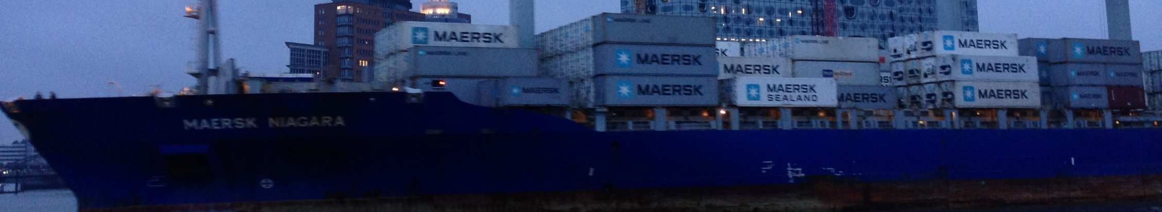 Containerbrückenfahrers im Hamburger Hafen 33