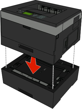 6 Richten Sie den Drucker an der Zuführung aus, und senken Sie anschließend den Drucker in seine Position ab.