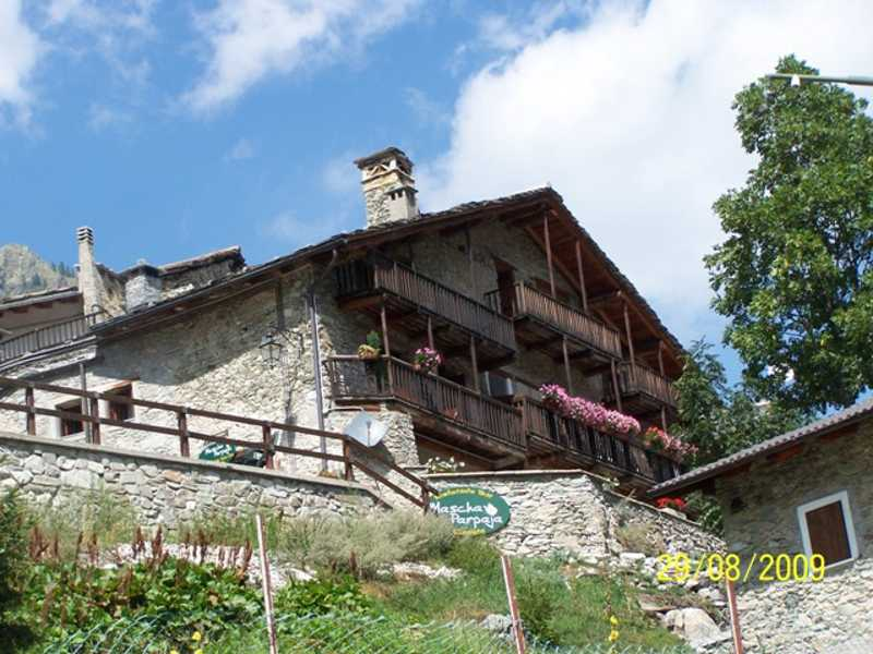 Rocca la Meja auf der Maira Stura Kammstrasse Unser Hotel liegt ebenfalls im Val Maira.
