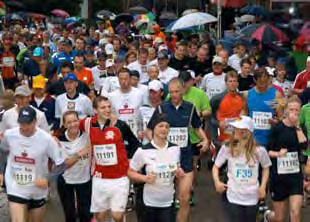 Stadtlauf Das besondere Sport-Jubiläum - der Buchholzer Stadtlauf findet am 16. Juni 2013 zum 15. Mal statt In weniger als 4 Monaten ist es dann soweit, zum 15. Mal erfolgt am 16.