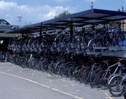 Weiterhin besteht die Möglichkeit, die optionale Ankettvorrichtung in anderer Farbe als die Fahrradparker zu beschichten.