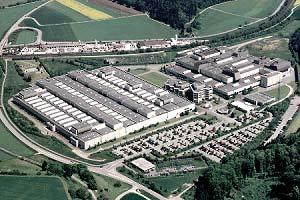 200 Mitarbeiter Mehr als 1100 Werkzeugmaschinen Brandenburg Produktionsaufnahme: 1992 Mechanische Kleinteilefertigung