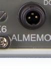 Schnittstellenkabel und ALMEMO Speicherstecker Ausstattung Bedienung 1 Taste, 5 LEDs, 2