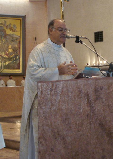 Was möchte Gott heute durch dich und durch Schönstatt der Welt schenken? Predigt von P. Juan Pablo Catoggio beim Sionsfest 2009 Liebe Brüder und Schwestern, 1. Wir feiern 15 Jahre unseres Heiligtums.