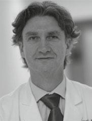 XIV Herausgeber Andreas Boss ist seit 2010 Oberarzt am Institut für Diagnostische und Interventionelle Radiologie des Universitätsspitals Zürich, Schweiz.