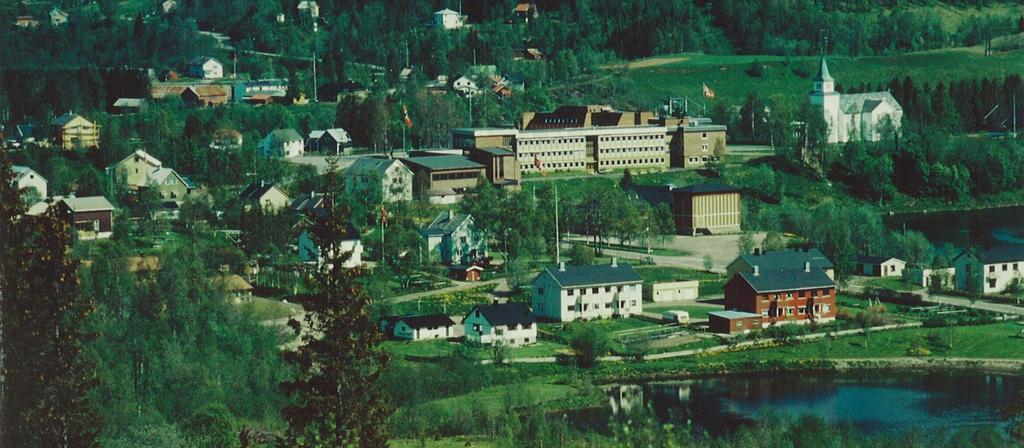 Korgen In Korgen liegt das Verwaltungsgebäude der Kommune Hemnes und auch das Energiewerk Statkraft Ranaverke wird von Korgen aus verwaltet.