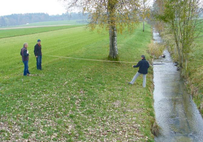 Pufferstreifen richtig messen und bewirtschaften Sie dürfen entlang von Hecken, Feld- und Ufergehölzen, Waldrändern und oberirdischen Gewässern auf einer Breite von mindestens 3 Metern und
