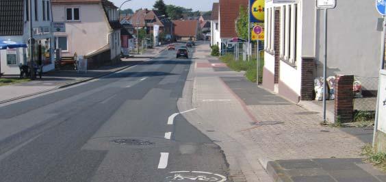 in Ortsdurchfahrten Beispiel 1 Achim Erfahrungen Seit der Einrichtung des s sind keine Unfälle mit Beteiligung von Radfahrern