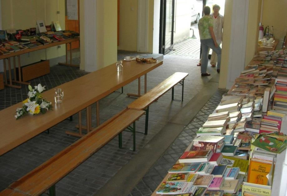 Aktivitäten der Bibliothek Poysdorf Bücherflohmarkt