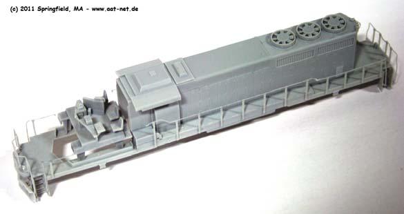 Shell SD40-2W with cab interior Shell