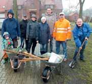 Einladung zum Umwelttag Tag der Offenen Gärten Seit vielen Jahren gibt es in der Gemeinde Adenbüttel den Tag der Offenen Gärten, den die damalige Ratsfrau Marlen Kober initiiert hat und auch