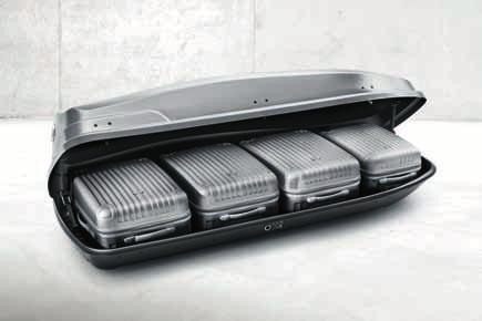 TIPO FAMILIE DACHBOX 490L Box aus ABS-Kunststoff, in Grau, von zwei Seiten zu öffnen. Mit Sicherheitsverriegelung und Fiat Logo hinten. Abmessungen: 195 x 80 x 40 cm.
