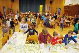 Service Spieletage und Buchausstellung 2015 A m 28. und 29. Oktober 2015 fanden die jährlichen Spieletage im Gemeinschaftshaus Feistritz/Drau statt.