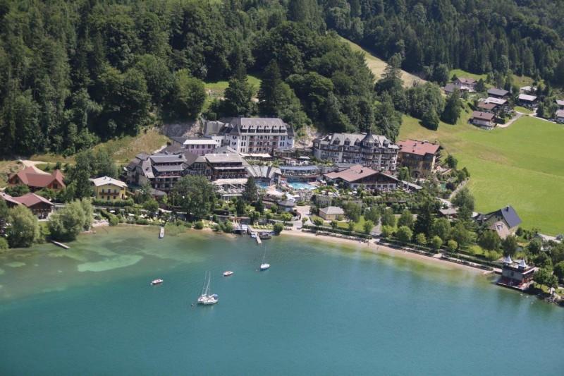 Ein Wellness-Wochenende im Osternest Wellness-Genuss pur das verspricht das Superior-Hotel Ebner s Waldhof am See im Salzkammergut.