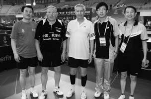 CBZ Nr. 11/2010, Seite 16 Weltmeisterschaften der Senioren in China November von Alexander Ückert Still ist s geworden auf Feld und Rain, auch an unseren Teichen kehrte Ruhe ein.