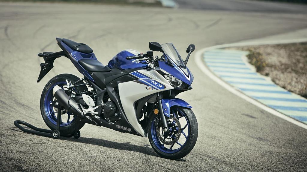 Pure DNA aus der R- Serie Yamaha hat sich vorgenommen, eine neue Generation aufregender Motorräder mit innovativer Technik zu entwickeln, die den Alltag bereichern.