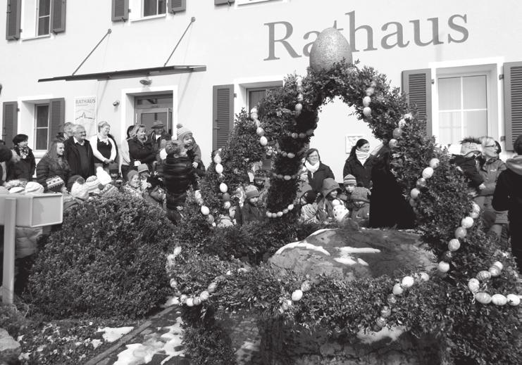 Die Familie Weißel hat sich dafür eingesetzt und in ihrem Garten wird ebenfalls ab Samstag, 12. April ein Osterbrunnen zu bewundern sein.