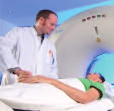 Röntgenaufnahmen Mammographie Ultraschall Computertomographie Kernspintomographie Angiographie Minimal-invasive Therapie INSTITUT FÜR KLINISCHE RADIOLOGIE Der Patient im Mittelpunkt.