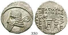 chr., Sebaste, AE. 5,58 g. Lebes über Dreifuß, l. Datum, r. Monogramm / Kriegshelm, darüber Stern, l.