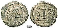 ss 75,- BYZANZ 777 Anastasius I., 491-518 Cu-Follis 26 mm 498-518, Constantinopel. 7,75 g. Drapierte und gepanzerte Büste r.