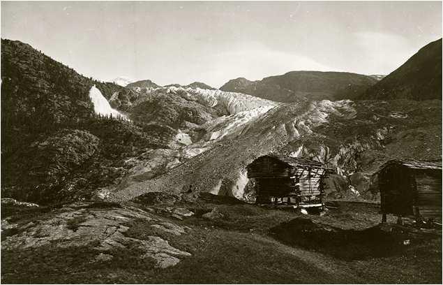5 Der Gornergletscher um 1858 kurz vor dem Hochstand. Der Gletscher stirnte von 1859 bis 1865 in den Schweigmatten. Im Vordergrund sind Gebäude auf dem Furi erkennbar (Lithografie von Gabriel Loppé.