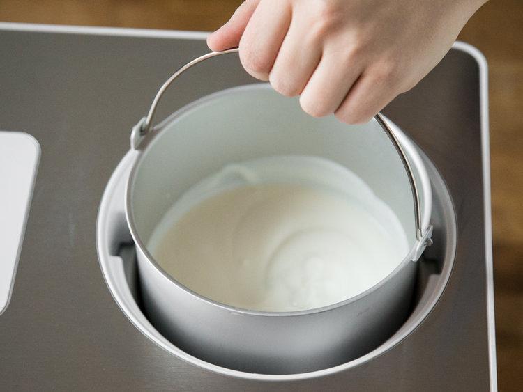 Ist dein Joghurt zu flüssig? Wenn der Joghurt noch nicht die gewünschte Stichfestigkeit aufweist, überprüfe zunächst ob du die reguläre Ziehzeit eingehalten hast.