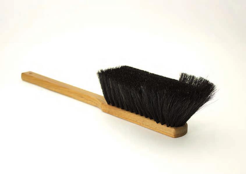 HAND BRUSH (Stubenhandfeger) clear lacquered beechwood with a long handle and dark