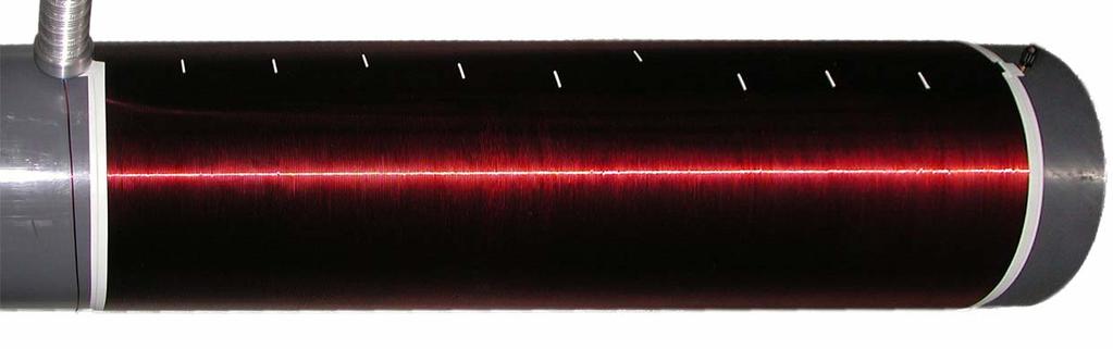 100 4 Hochfrequente Hochspannungsquelle Auf einem PVC-Rohr mit 25 cm Durchmesser und einer Wandstärke von 5 mm werden die berechneten 500 Windungen aufgerollt.
