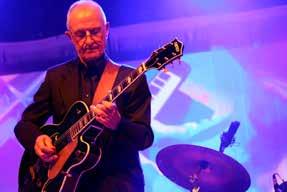 Ali Claudi (Gitarre und Gesang) gilt als eine deutsche Gitarren-Legende und ist seit rund 80 Jahren ein Begriff in der Jazzszene.