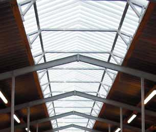 15 Dacheinbauten und Zusatzlasten Alle unsere Satteldachhallen können wir mit Firstlichtbändern in unterschiedlicher