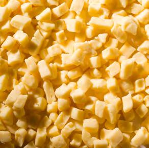 Aber geriebener Käse verleiht auch diversen Backwaren wie Käsestangen und Käsebrötchen Geschmack. Wir stellen den geriebenen Käse für Sie exakt nach Maß her.