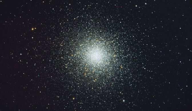 Kugelsternhaufen M13 im Sternbild Herkules