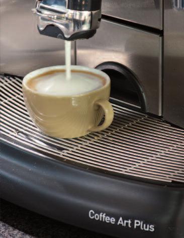 Die «Schaerer Coffee Art Plus» mit Best Foam zeichnet sich aus durch eine grosse Getränkevielfalt, ein TouchIT-Panel und einen automatisch höhenverstellbaren Auslauf.