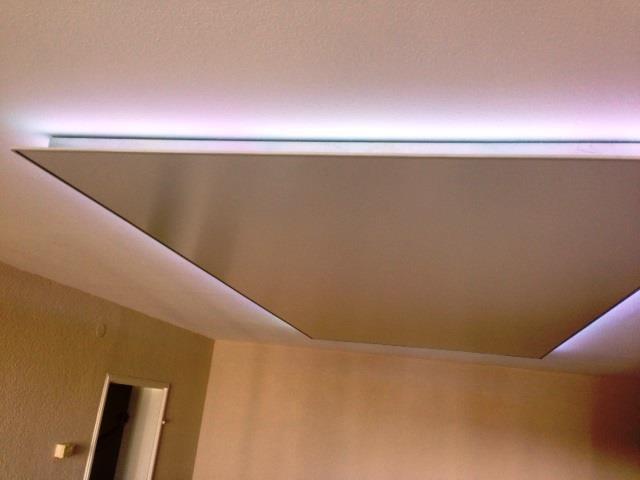 infralight Deckenheizung mit LED Lichteffekt Das infralight Infrarot- Deckenheizelement