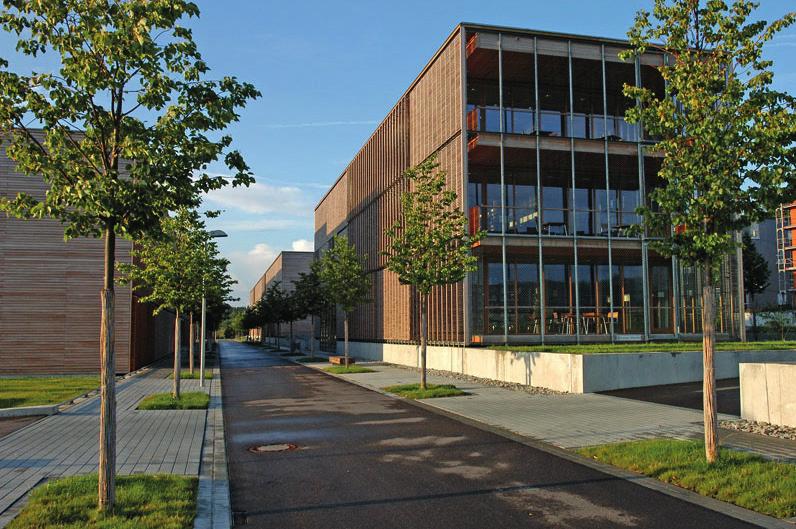 750 Studierenden eine der größeren und derzeit die forschungsstärkste Hochschule für angewandte Wissenschaften Baden-Württembergs.