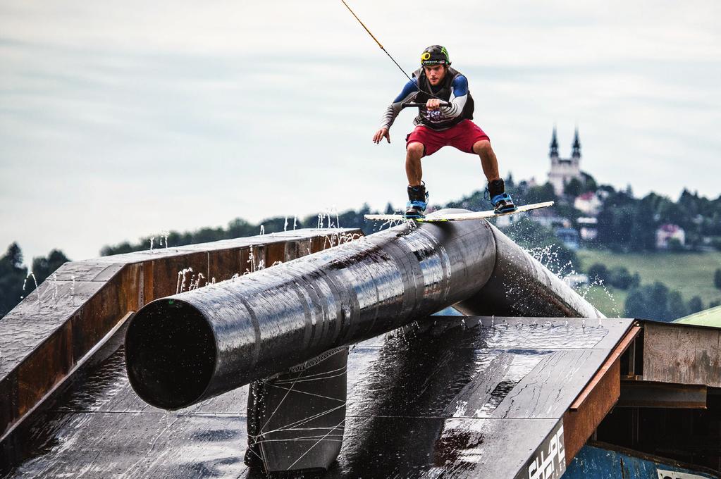 DONAU Bubble Days Ein aufregender Actionmix erwartet Sie auch heuer bei den Bubble Days im Linzer Hafen: Extremsport, Graffiti und Hip-Hop Lifestyle wird hier großgeschrieben! 13. bis 14. Juni 2014.