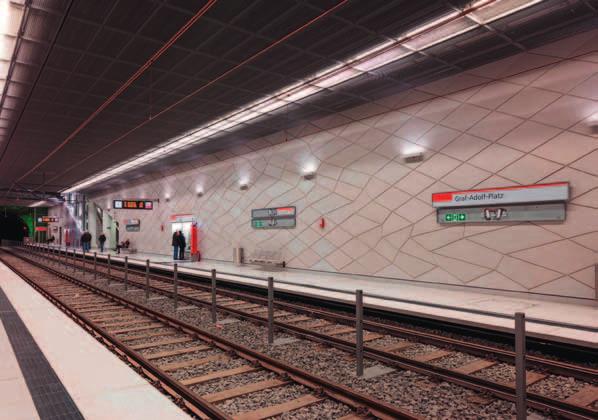 Infrastruktur Abb. 5 (Bild oben) U-Bahnsteige an der Station Graf-Adolf-Platz Abb.