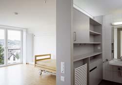 WOHNEN persönlich, grosszügig, flexibel Sie können wählen zwischen einem Einzelzimmer (24 m 2 ) mit Balkon (mit oder ohne Dusche) und einem Einzelzimmer