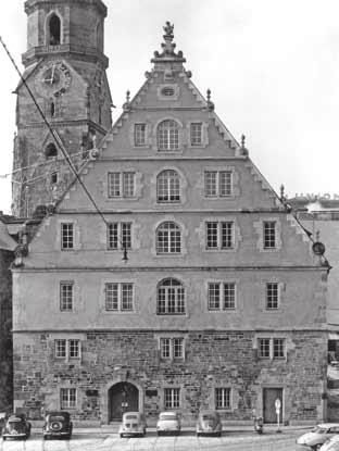 vom verein ZUr l andeszentrale Keimzellen in den Universitätsstädten Der Gründung der Arbeitsgemeinschaft vorausgegangen waren Vorgängerorganisationen in den Universitätsstädten Freiburg