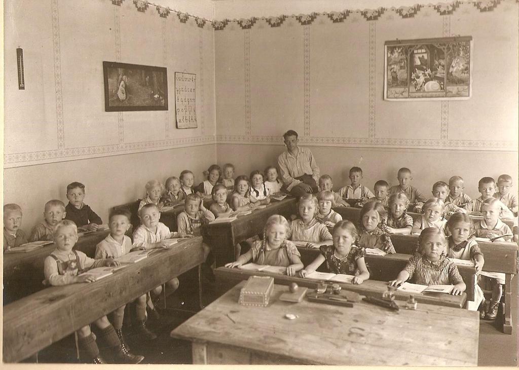 Anhang Arische Kinder machten Kariere, jüdische Kinder mussten die Schule verlassen Deutschen Lehrern kann nicht mehr zugemutet werden, jüdische Schüler zu unterrichten.