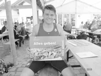 Enkenbach-Alsenborn - 30 - Ausgabe 23/2016 Gelungener Saisonauftakt für Nico Flett in Mußbach Beim 25. Mußbacher Triathlon am 5. Juni ging Nico Flett für den RV Mehligen an den Start.
